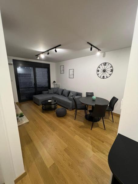 NOVI SAD - PODBARA - 48.00 m2