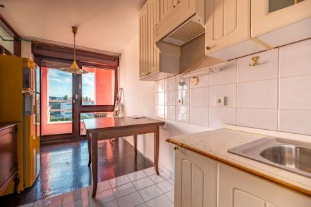 Najam, Zagreb, Črnomerec, trosobni stan 40m², 4. kat, lift, garaža + PM
