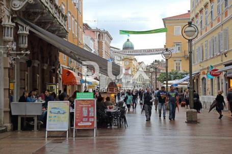 RIJEKA - KORZO, Bürofläche 10 m2