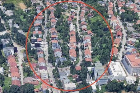 Srebrnjak, Dugi dol, građevinsko zemljište 411 m² za gradnju urbane vile, 310 m² idejni projekt