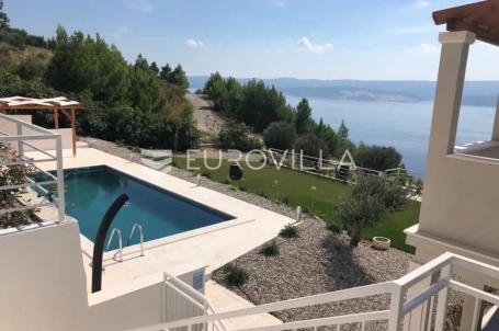 Omiš, luksuzna vila na jedinstvenoj lokaciji