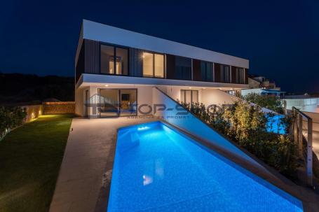 Pag, Mandre, Luxury semi-detached villa, 130m2