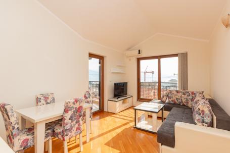 One-Bedroom Apartment for Long-Term Rent – Baošići, Herceg Novi Municipality