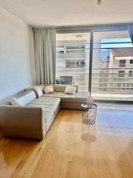 Luxurious two-bedroom apartment 85m2 for sale, Budva, Rozino