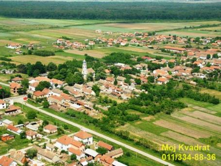 Surčin, Radiofar - Vasilija Ostroškog, 18 ari
