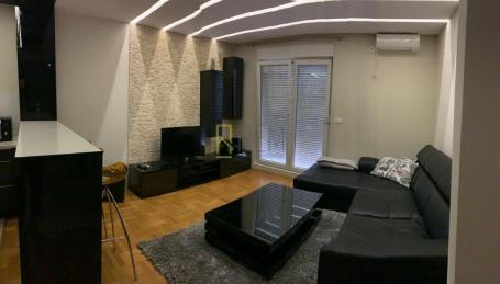 Prodajemo- jednosoban namješten stan 44m2, Stari Aerodrom