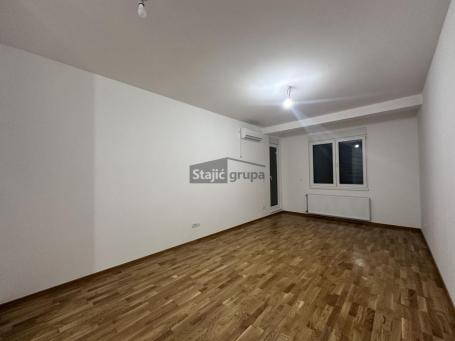Centar, dvosoban stan