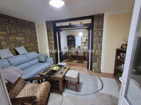 Futog-Samostalna Porodična kuća 180 m2 u širem Centru pored Dunava-065/385 8880