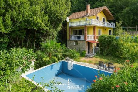 Prodaja kuca Herceg Novi – Kuca sa bazenom, Ratisevina