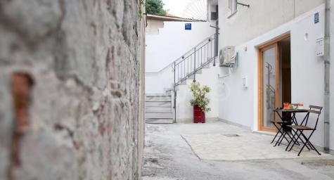 Split, centar prodaja stan, opremljen studio apartman