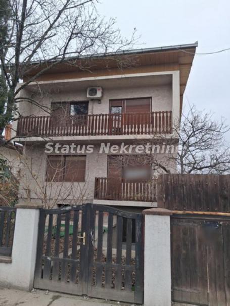 Futog-Porodična kuća 330 m2 Glavni put na Placu od 760 m2 sa Halom od 125 m2-065/385 8880