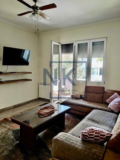 Najam/Izdavanje | Dvosoban stan | 95m2 | Podgorica, Centar