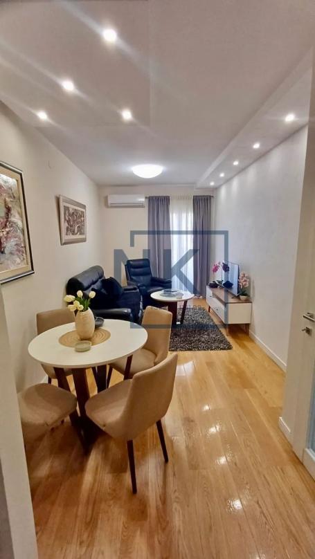 Najam/Izdavanje | Stan | 402m² | Podgorica, Central Point