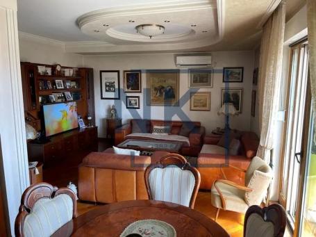 Najam/Izdavanje | Trosoban stan | 130m2 | Podgorica, Stari Aerodrom