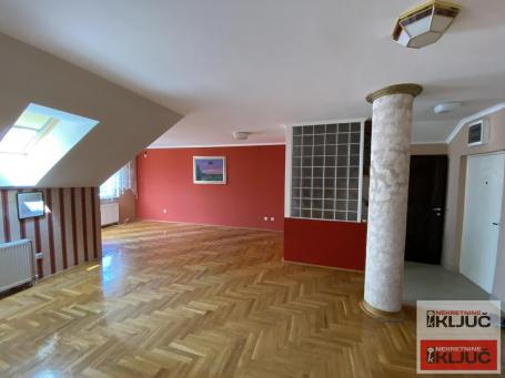 BETANIJA, 100m2, Trosoban-Duplex sa Garažom 17m2