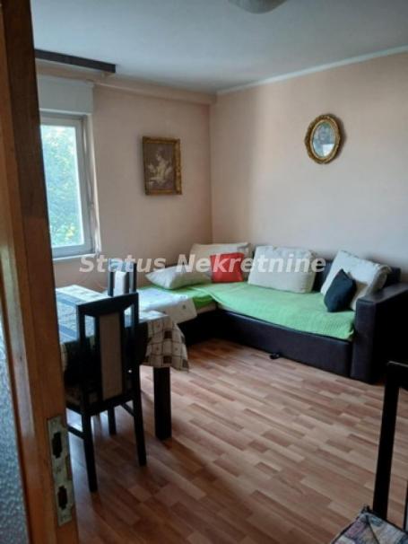 Banatić-Namešten Trosoban stan 60 m2 kod Železničke Stanice-Zakupnina 350e-065/385 8880