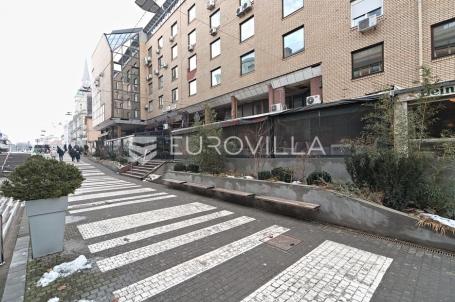 Osijek, Centar, Najam ugostiteljskog objekta, blizina promenade
