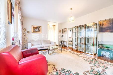 Zagreb, Medveščak, Podgaj, izvrstan četevrosoban stan 128 m²