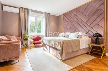 Split, Grad, luksuzni apartman s 3 jedinice na mirnoj lokaciji