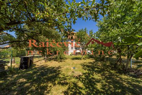 CUKARICA RUSANJ 220m2 , 4T ,208000e