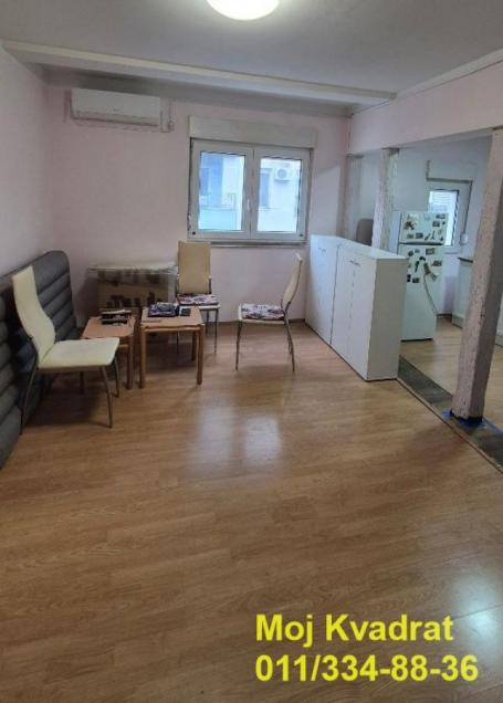 Zvezdara, Đeram pijaca - Đakovačka, 37m2