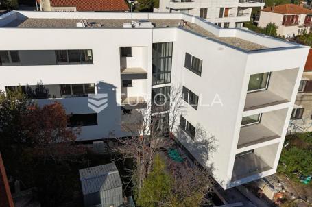 Istra, Rovinj, trosoban stan u prizemlju zgrade 129,97 m²