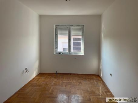 Prodaja dvoiposobnog stana u Nišu, Mokranjčeva