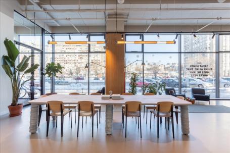 Kancelarije otvorenog tipa i atraktivnog dizajna za 10 osobe na lokaciji Spaces 