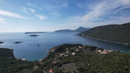 Prodaja atraktivnog urbanističkog zemljišta 849m² – Mirište, Herceg Novi