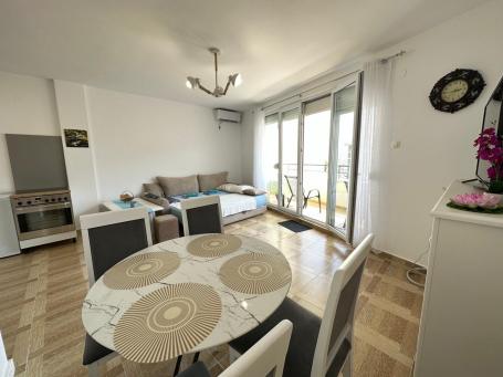Apartment in Becici with installment payment for 3 years
