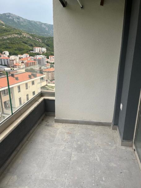 Apartment in a new building in Becici