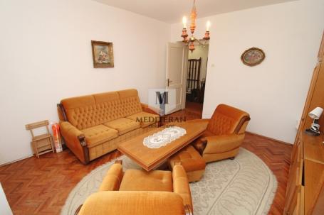Herceg Novi – komforan jednosoban stan površine 57m2 u blizini centra grada. 