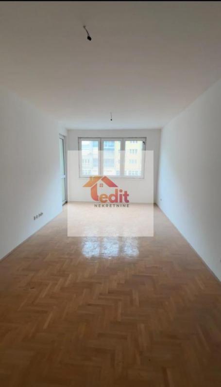 TOP LOKACIJA-BULEVAR NEMANJIĆA-DVOSOBAN STAN-62 M2-