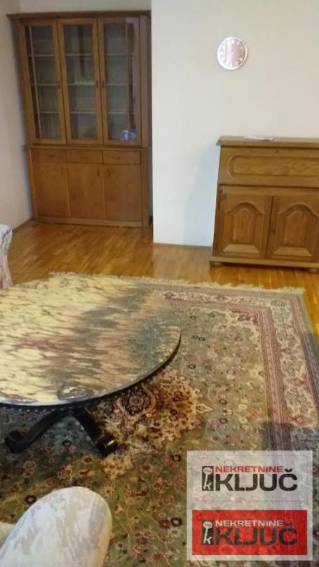 Dvosoban stan 50 m², Grbavica, Novi Sad, 3/6, kupatilo