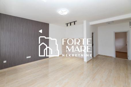 Property in Montenegro, Herceg Novi, Kumbor