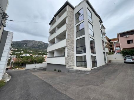 One-bedroom apartment below the highway in Dobrye Vody
