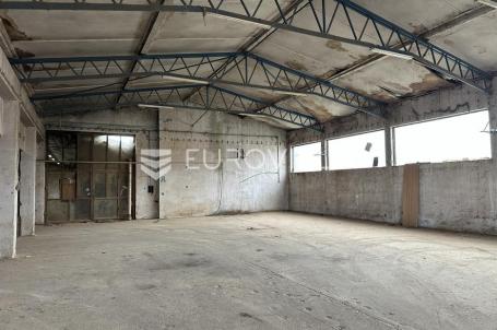 Požega, Alaginci, prostrana hala od 650 m²