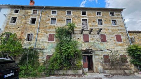ISTRIEN, BUZET, HAUS ZUR RENOVIERUNG, ZU VERKAUFEN