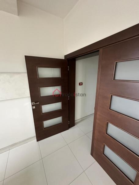 PRODAJA POSLOVNOG PROSTORA – PALILULA, 305 m²