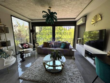 Trosoban stan na Keju 70m2