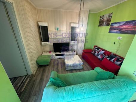 Dvoiposoban stan na Grbavici 56m2