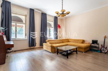 Split, Lovret, odličan dvosoban stan površine 99 m²