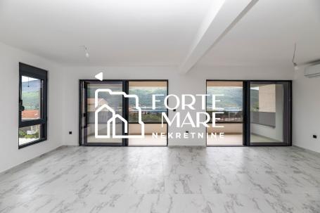 Property in Montenegro, Herceg Novi, Kumbor