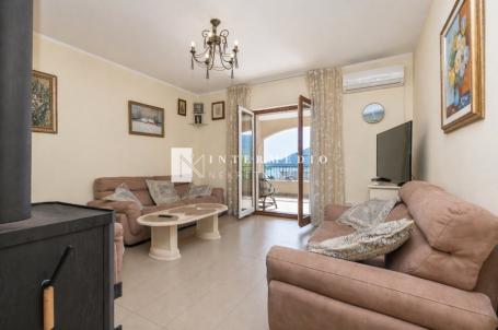 Prodaja stana u Herceg Novom – Trosoban 101m² sa pogledom na more, Gomila