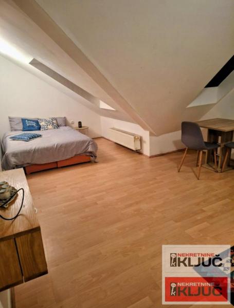 GRBAVICA, 25m2, Garsonjera, Useljiva
