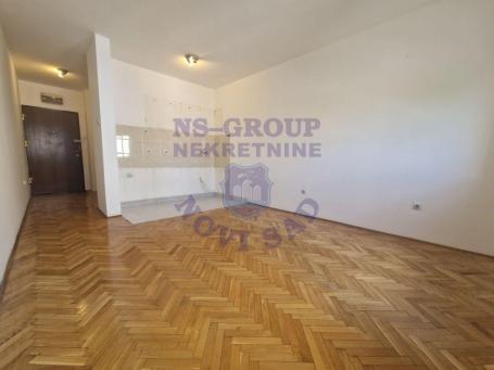 Garsonjera na prodaju, 23m2, Bulevar