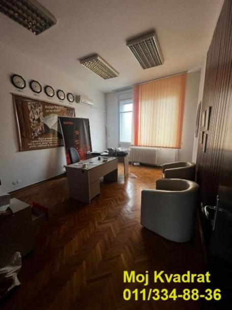 Stari grad - Trg Nikole Pašića, 345m2