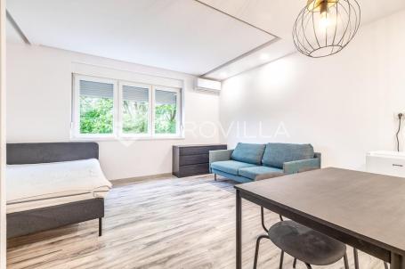 Zagreb, Volovčica, funkcionalna garsonijera 24 m²