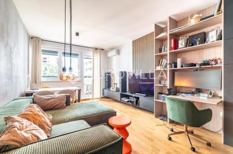 Zagreb, Ferenščica, komforan dvosoban stan s garažnim parkirnim mjestom, 71 m²