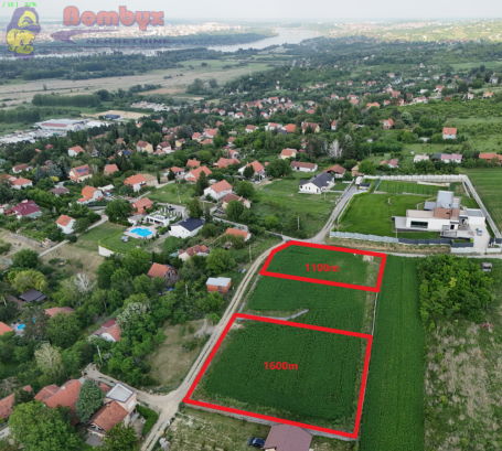 Gradjevinski plac 1100m Fruška gora Rakovac- Salaksije na vrhu TOP POGLED